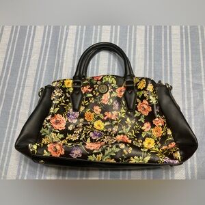 💛TODAY***$21***Anne Klein black floral purse.
